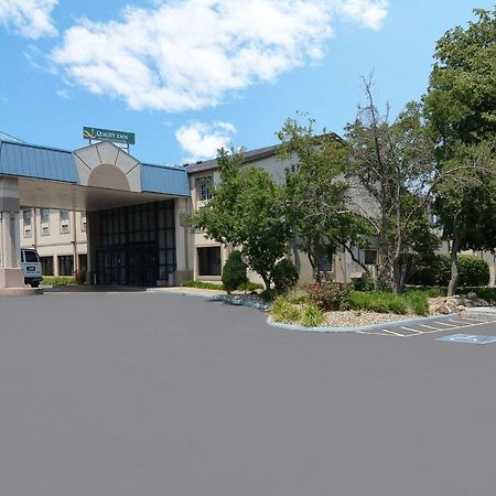 Quality Inn & Conference Center Akron Εξωτερικό φωτογραφία